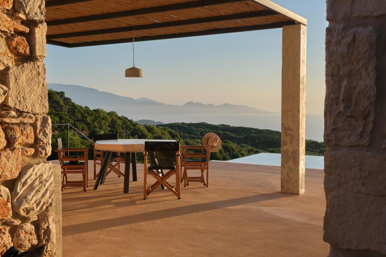 Villa Aroa Eco Living Experience à Volímai Extérieur photo
