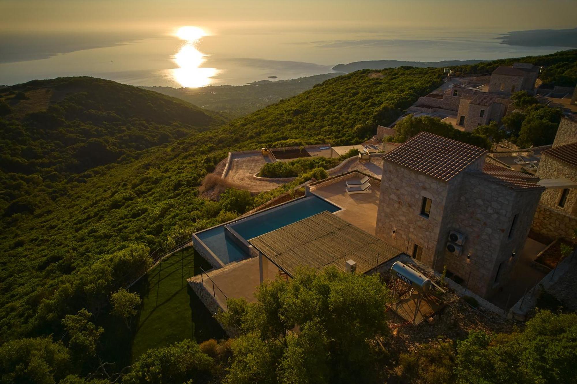 Villa Aroa Eco Living Experience à Volímai Extérieur photo