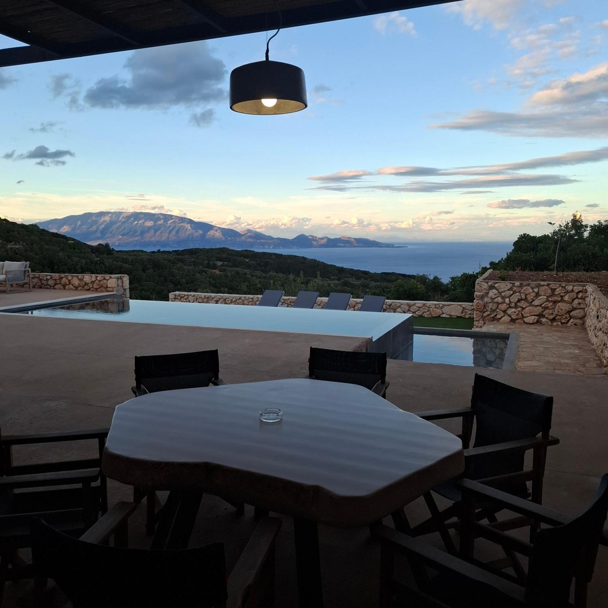 Villa Aroa Eco Living Experience à Volímai Chambre photo
